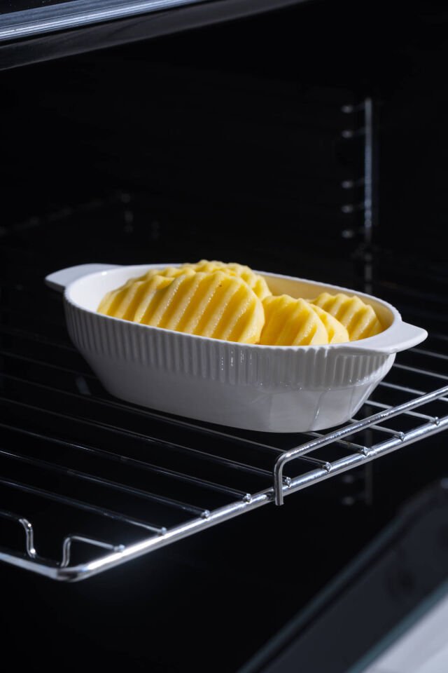 Nova Oval Fırın Kabı - 19 cm