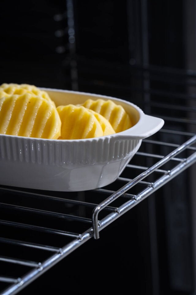 Nova Oval Fırın Kabı - 19 cm