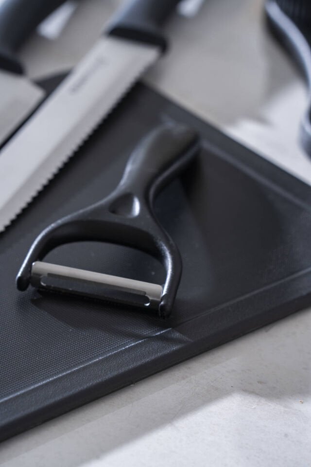 Cooper 8 Parça Standlı Kesme Tahtası Ve Bıçak Seti