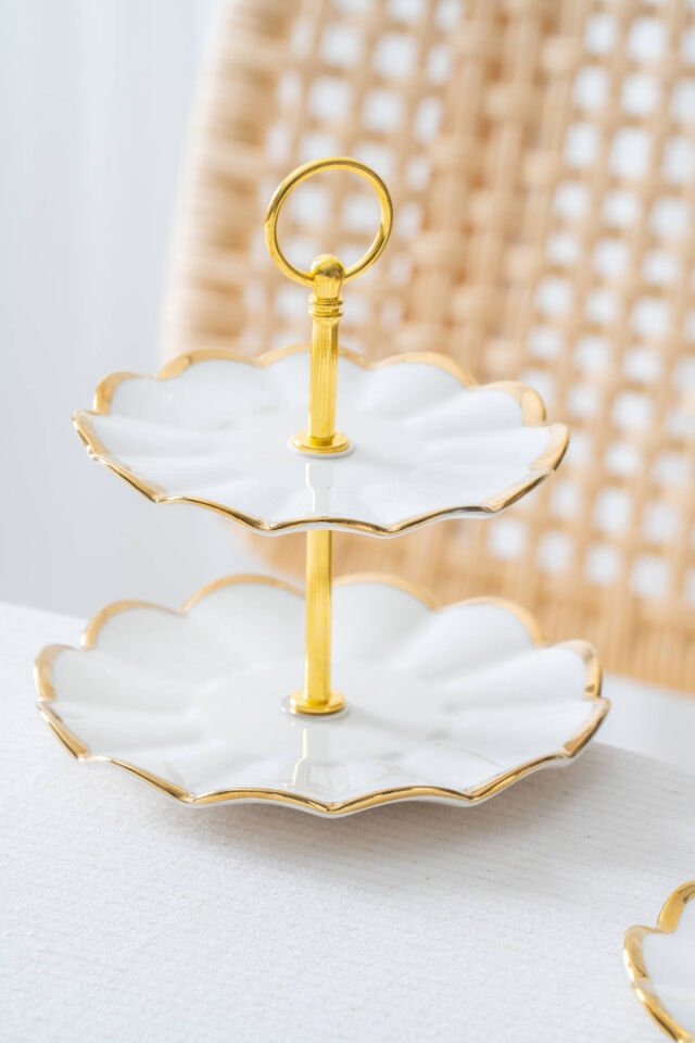 Betty 2 Kişilik Standlı Kahve Fincan Takımı Gold - 130 ml