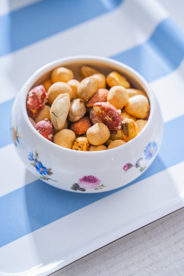 Leandra Yuvarlak Porselen Kase